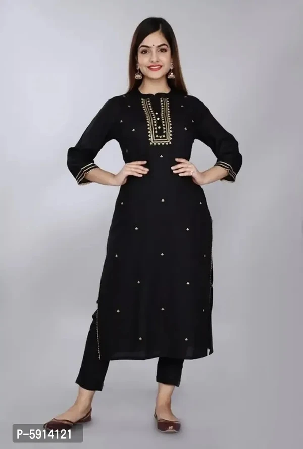 Women Embroidered Rayon Straight Kurta - L