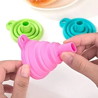 Multicolor Silicone Funnel (1 pc)