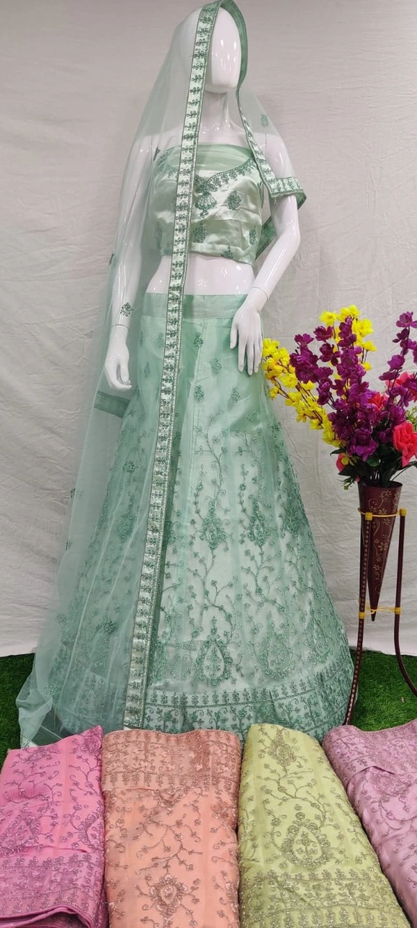 Designer Regular LM 01 - Pale Green, Regular