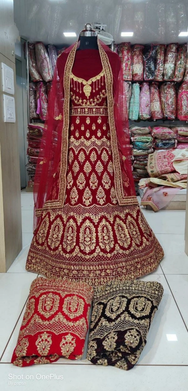 Bridal MNX 42 | Lehenga Choli - Red, Free