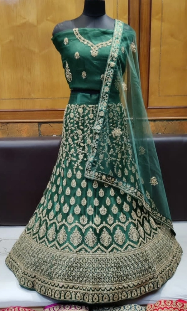 SH10 Designer Lehenga - Green, Free