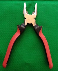 PILERMAN RBN-320 Combination Plier 8-inch 350gm - FREE, MULTICOLOR
