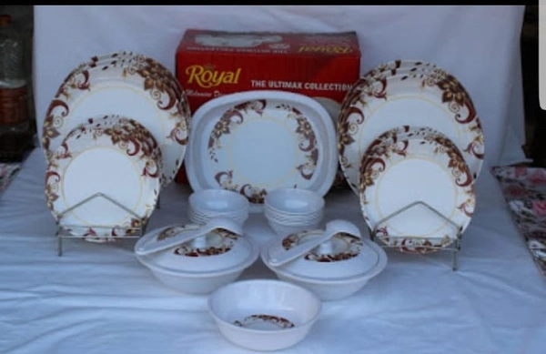 Royal 32 Pc