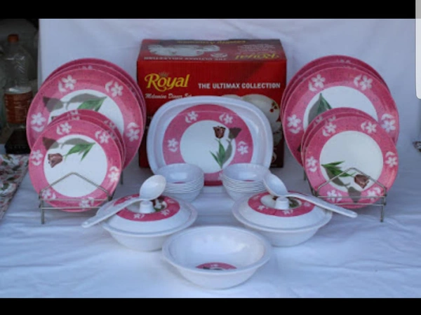 Royal 32 Pc