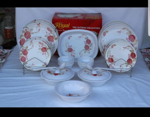Royal 32 Pc