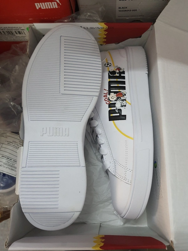 AK01    PUMA PEANUTS SERVO PRO JRORIGINAL INCLUDING SHIPPING  - UK 5