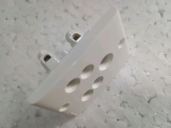 Vankon 6A 5 Pin Non Moduler Electrical Socket, White Colour, Polycorbonate Body, Heavy Duty, Suitable for Home & Office Use with Screws