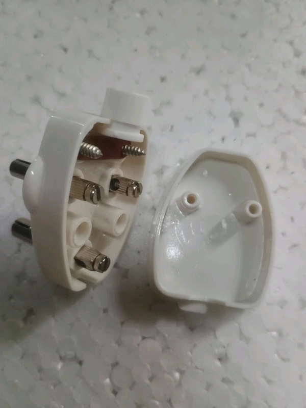 Mantex 16A 3 Pin Plug Top 240V (White, Pack of 1)