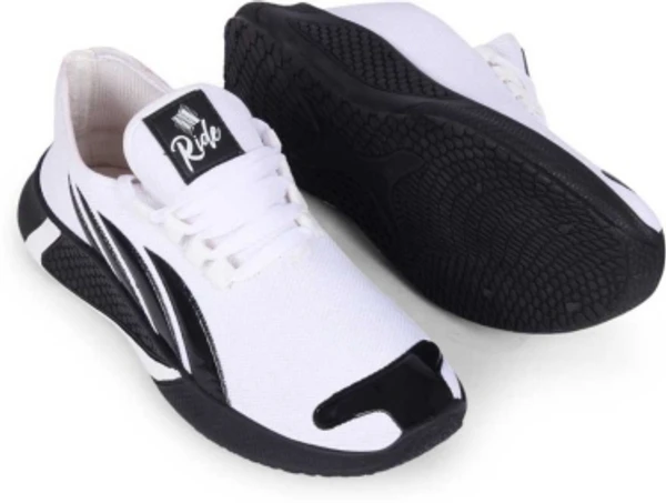 Walking Shoes For MenArticle Number :BULLETWHITEBrand :jootiyapaColor Code :WhiteSize in Number :7UK India Size :7color :WhiteIdeal For :Men7 Days Return Policy, No questions asked. - 8