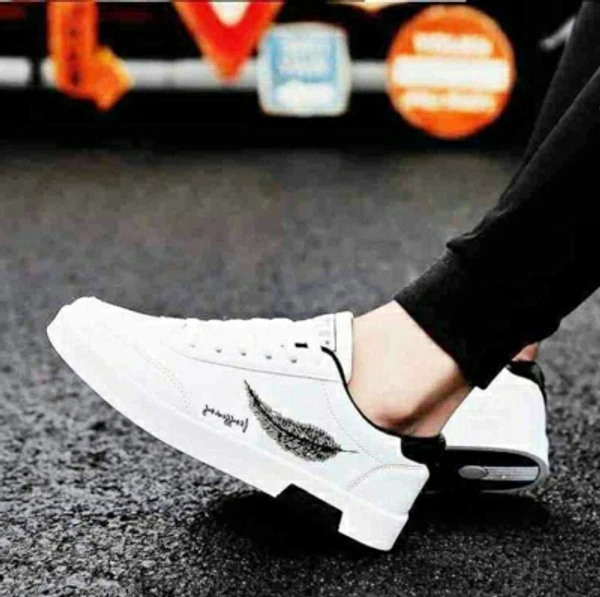 Sneakers For MenArticle Number :203ZigzagBrand :AfreetColor Code :WhiteSize in Number :10Style Code :Logo on LegUK India Size :10color :White3 Days Return Policy, No questions asked.Hurry, Only 1 left! - 7