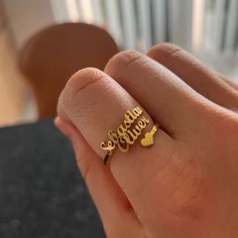 14K Gold Linear Name Ring – Baby Gold