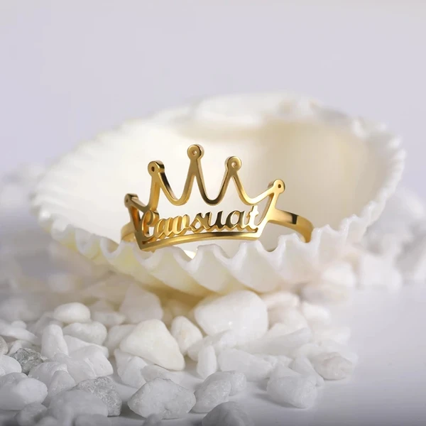 Crown Name Ring