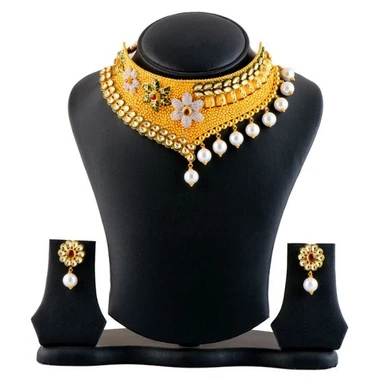 JEWELLERY COLLECTION 