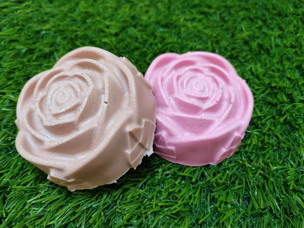 Rose Clay & Calamine with Coconut Milk - 100 gm