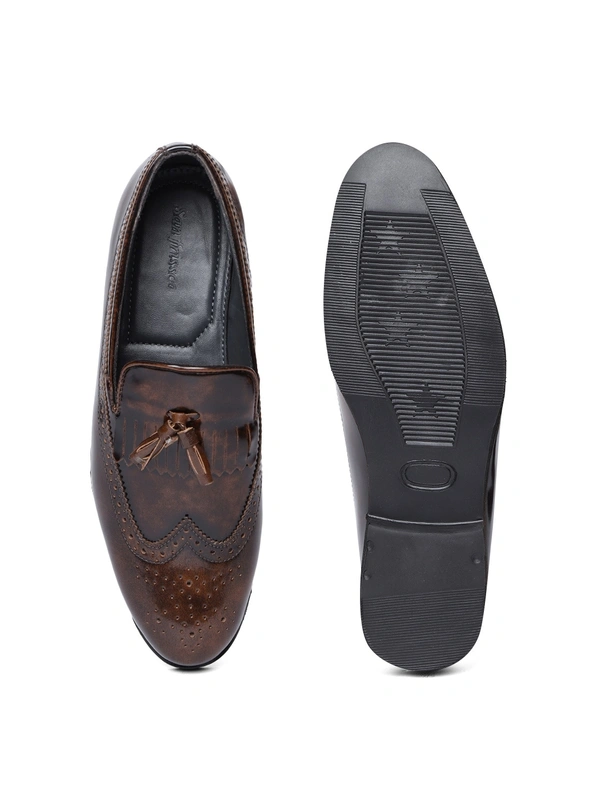 Men Brown Semiformal Slip-On Brogues - brown, 6-7-8-9-10, A pair of brown round-toed slip-on broguesSynthetic upper with tasselled and fringed detailTextured 