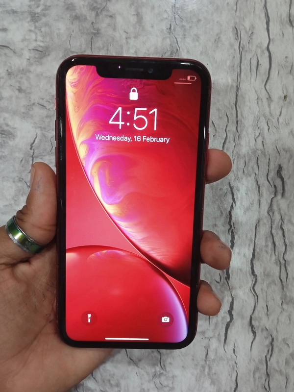 Iphone XR - red, 128 Gb