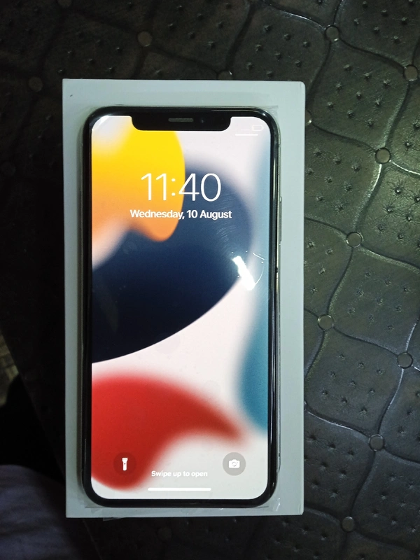 iPhone X  - Grey, 256