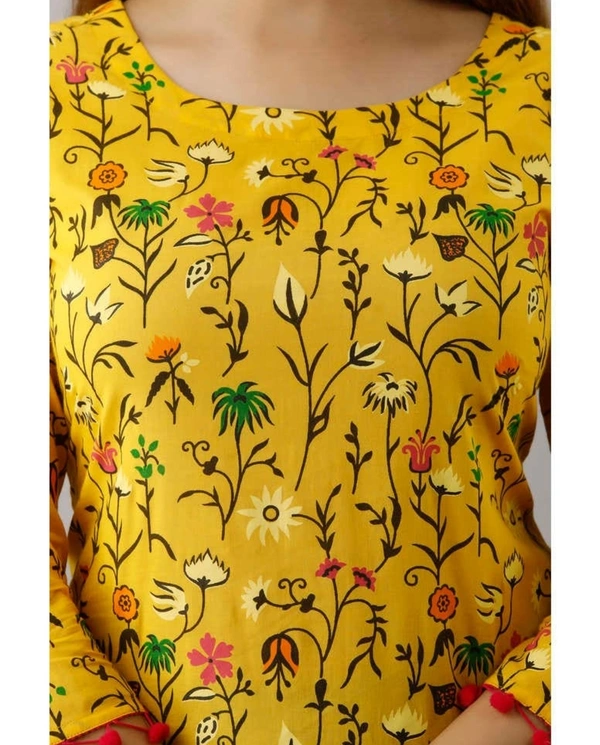 Kimayra Cotton Floral Straight Kurta - Yellow - M