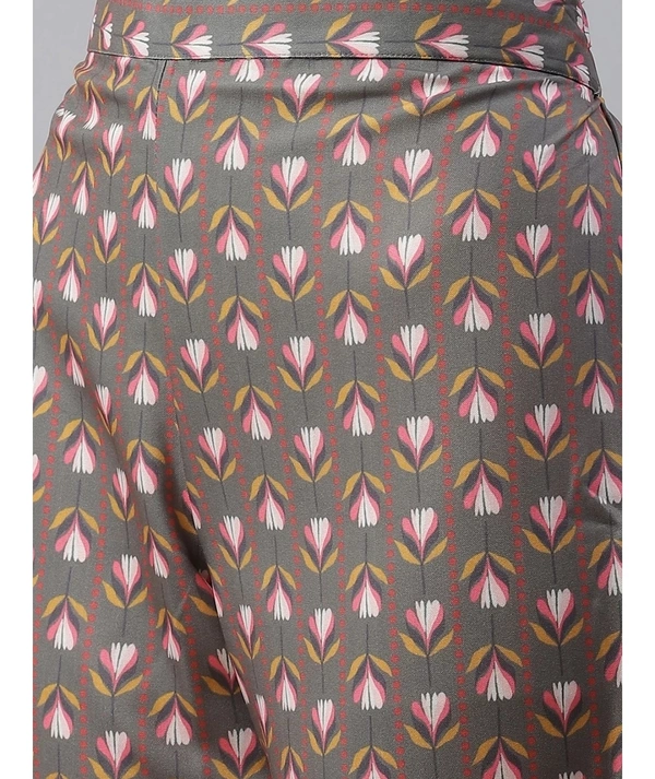 Women's Rayon Kurta & Pant Set  - L