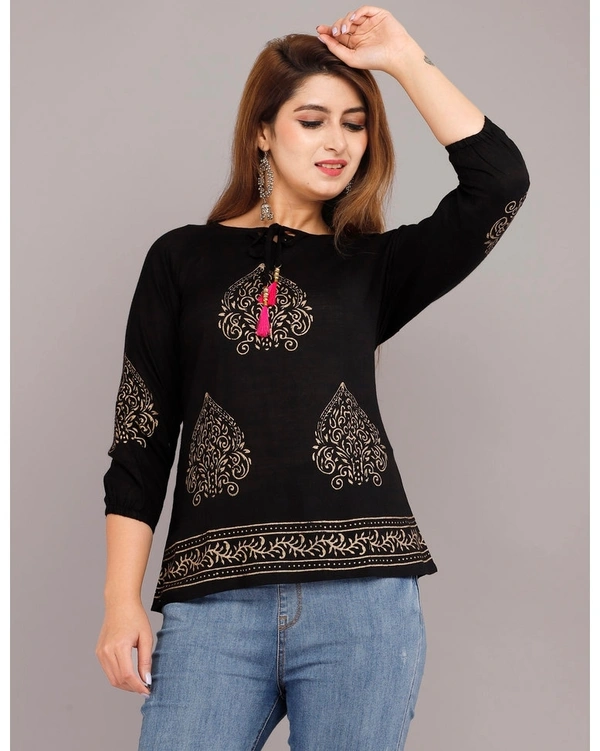 Pehnava Women's Printed Viscose Top - Black - S
