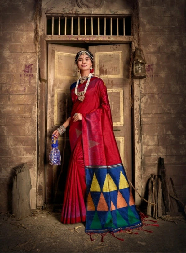 Premium Cotton Silk Embroidered Saree With Blouse - 6.3 mtrs w/blouse