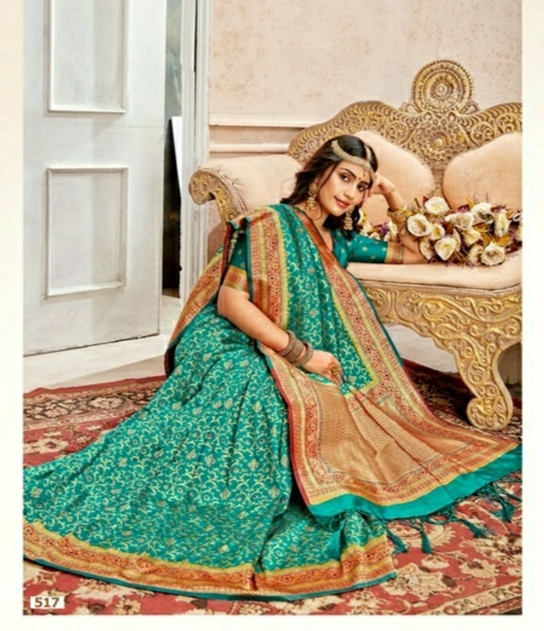 Pehnava Beautiful Silk Embroidered Banarsi Saree With Blouse - 6.3 mtrs w/blouse