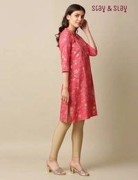 Stay N Slay Womens Foil Printed Straight Kurta - Coral pink, L