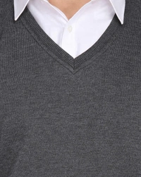 Roxstar Men's Blended Solid V-neck Slim fit Sleeveless Sweater - XL