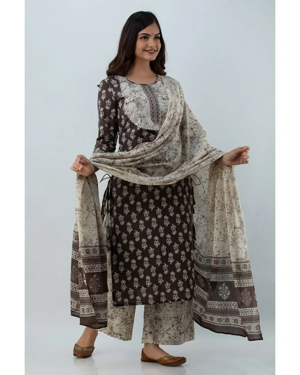GMJ Floral Printed Straight Cotton Kurta Plazzo & Dupatta Set - L
