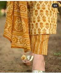 Pehnava Women's Cotton Printed Kurta Pant And Dupatta Set - Shade Of Yellow, L/40