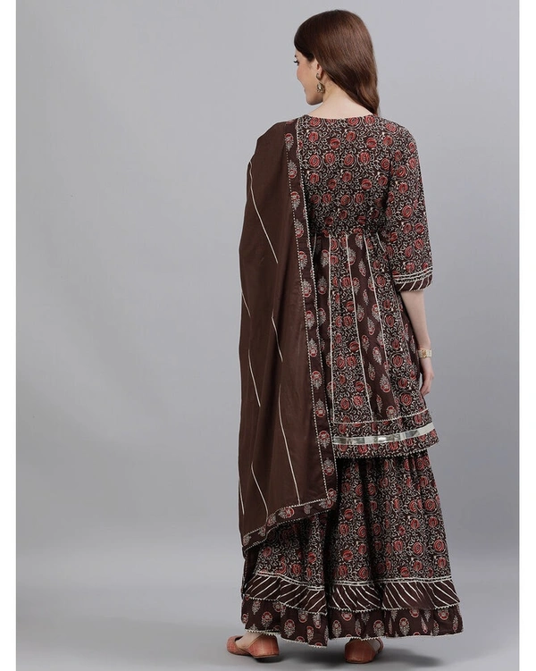 Ishin Pure Cotton Embroidered Suit Set  - Brown, Medium