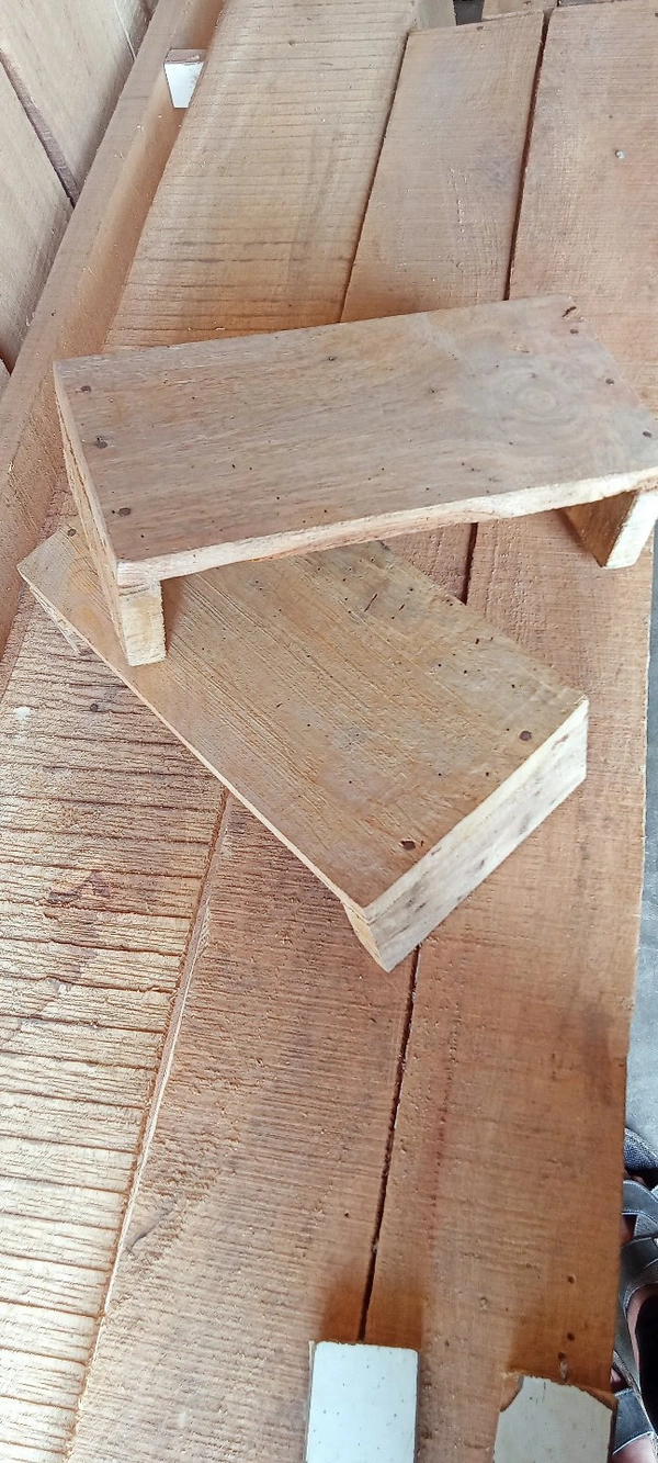 Wood Pira - normal wood, normal Size