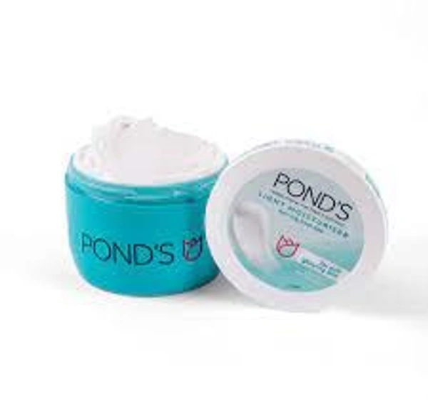 Pond's Light Moisturiser - With Vitamin E & Glycerine, For Non Oily Fresh Feel, 200 ml