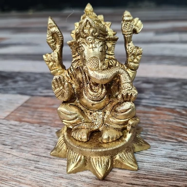 Antique Murti