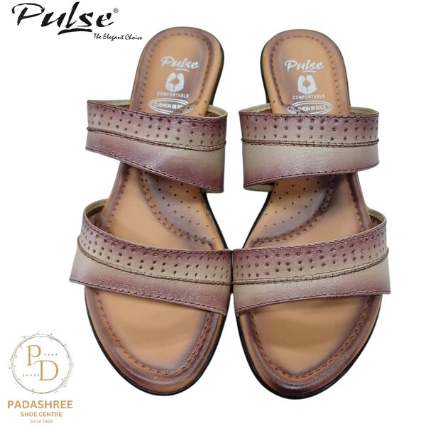 Pulse Leather Low Wedge Sandal - 36, Cream