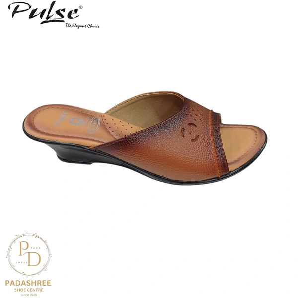 Pulse Tan Leather Comfort Slip-Ons - Tan, 38