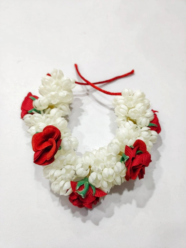 Artificial Plastic Flower gajra -A1