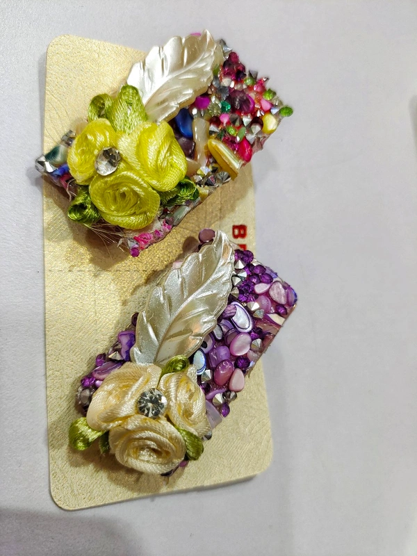 Brooch Pin-A4