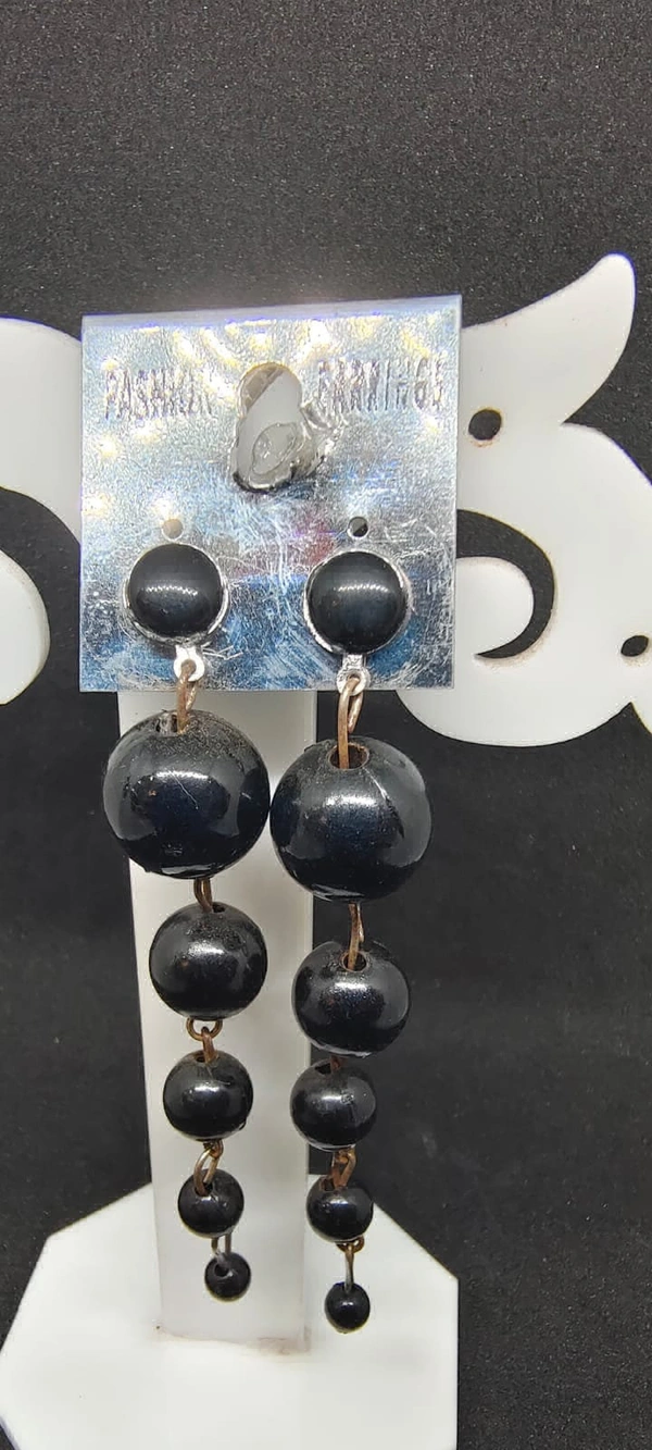 Stylish Women Earrings BB-78