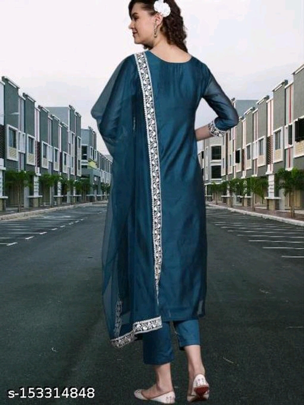 Kurta Pant With Dupatta BB-02MH - M