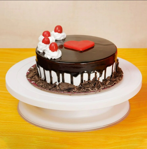 Yummy Choco Vanilla Cake - 500 gm