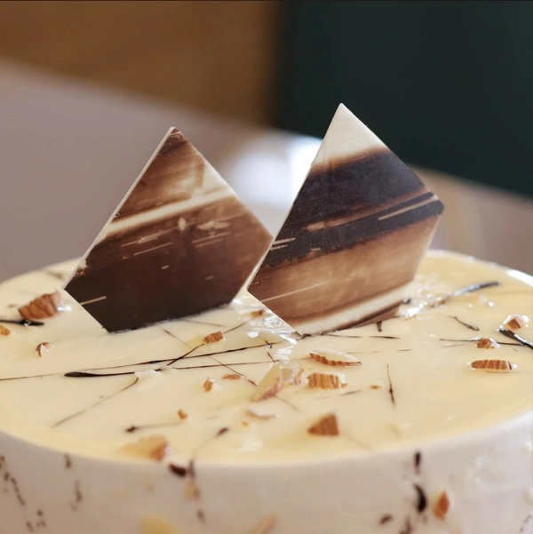 Hazelnut Chocolate Cake - 1KG