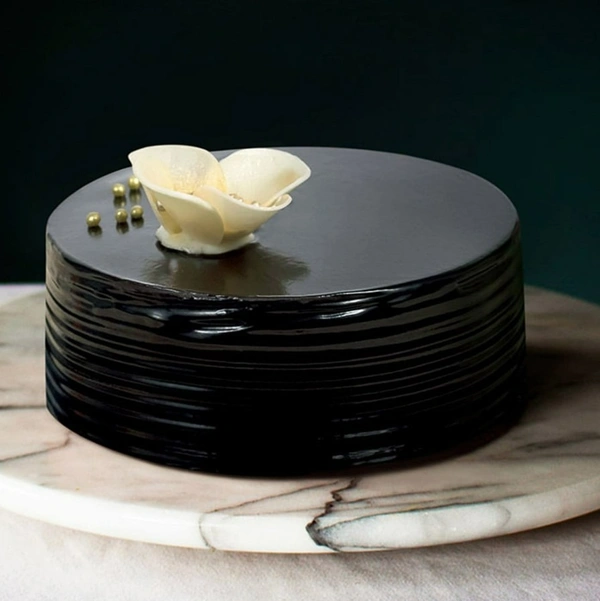 Yummy Chocolate Truffle Cake - 1KG