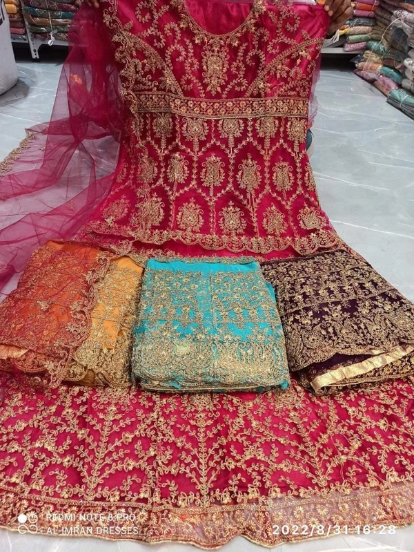 B132 GOWN SET 6