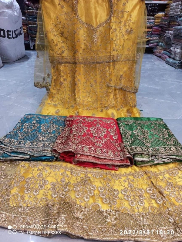 B128 GOWN SET 2