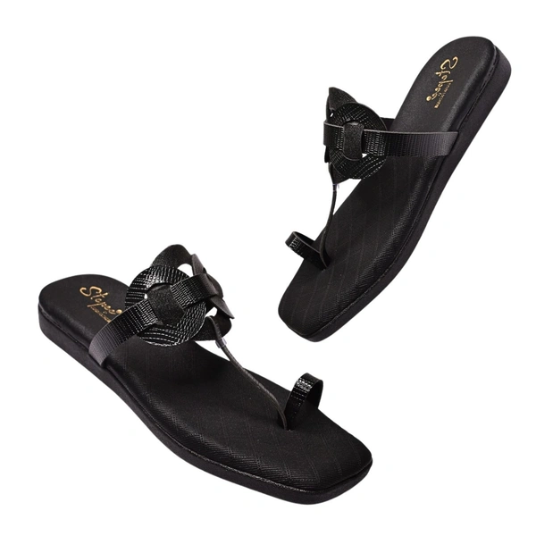 STEPEE flat arba slippers with rings style kolhapuri - Black