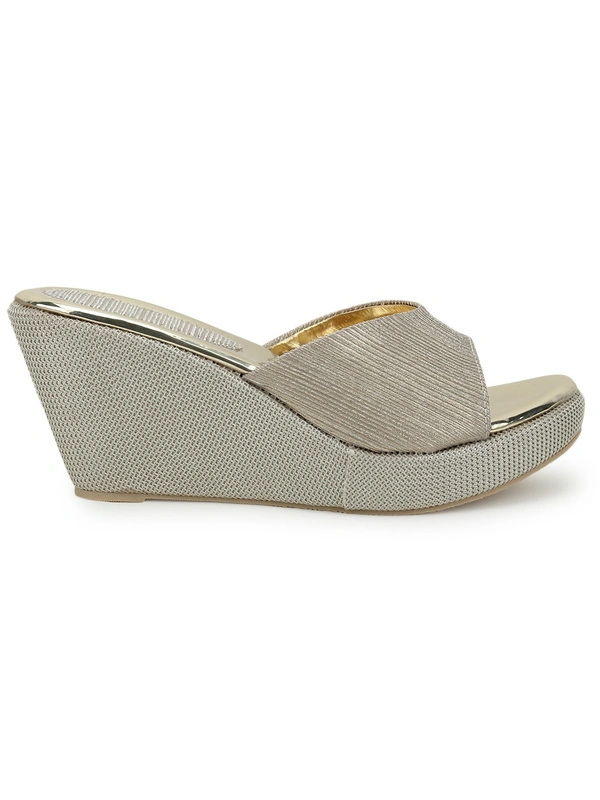 Stepee GoldenFancy Platform wedges gola Slipper- 6 Pair set - Golden