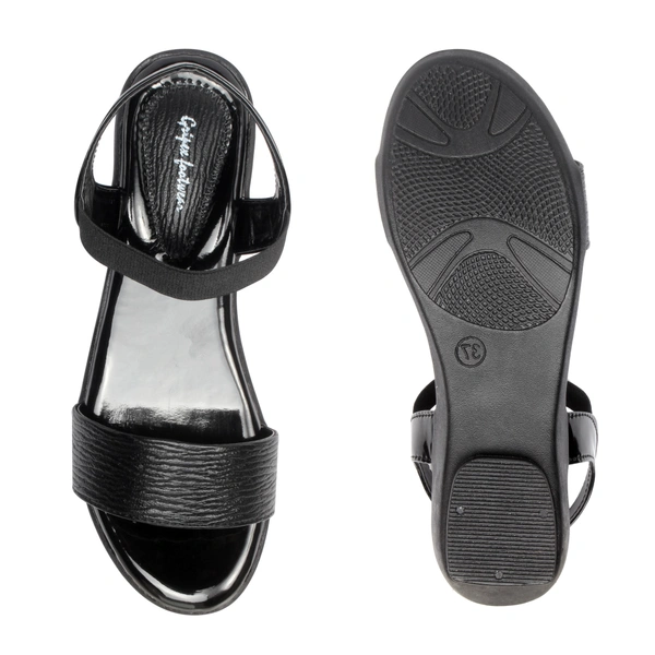 Stepee Sandals 6 Pair Set - Black