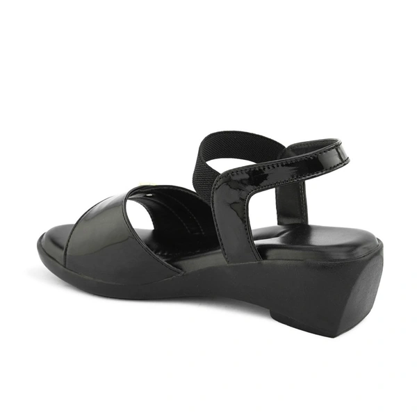 Extra comfort sandals for daily wear for women - Black