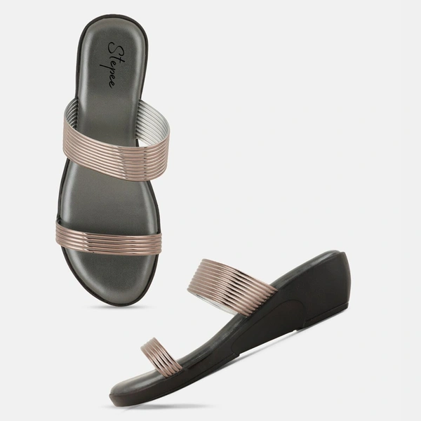 Soft padding casual slippers with extra comfort for women - Grey